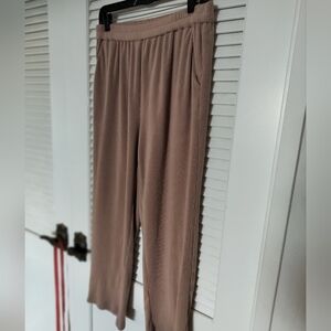 Women's Ribbed Beige Elastic Waist Lounge Pants Pockets Size Small-Medium